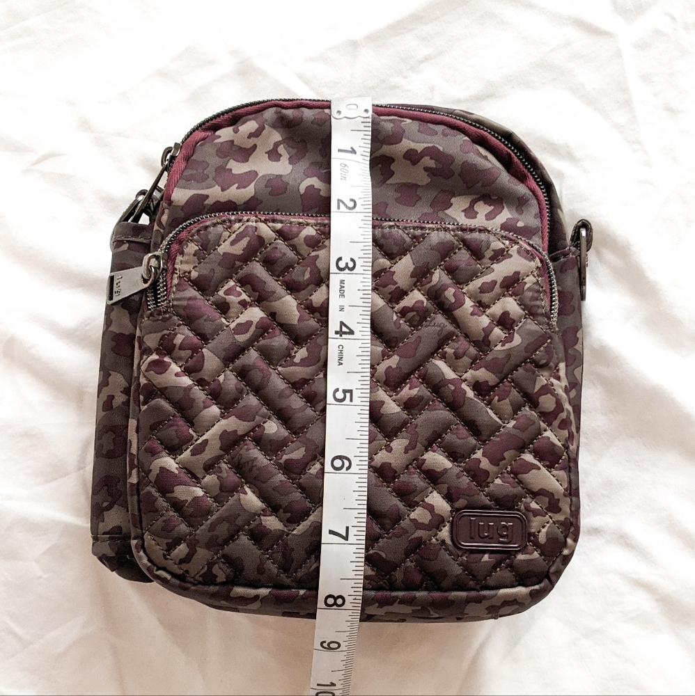 LUG Can Can Leopard Berry Traveler Bag - Picture 6 of 7
